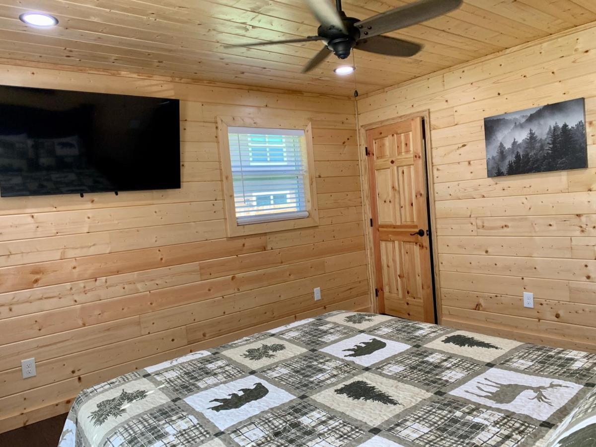 The Brick House: Brand New! 3 Bedroom Home With Private Driveway Pigeon Forge Exterior photo